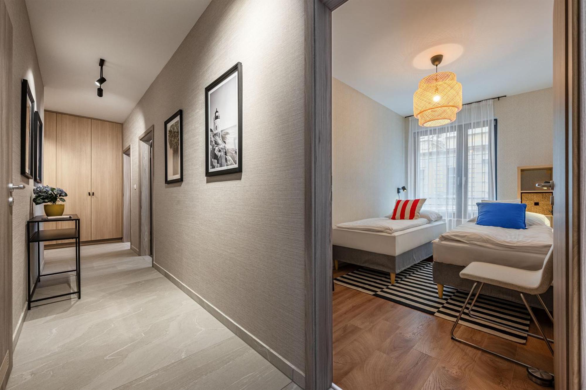 3 Bedroom W Garage And Balcony Appartamento Budapest