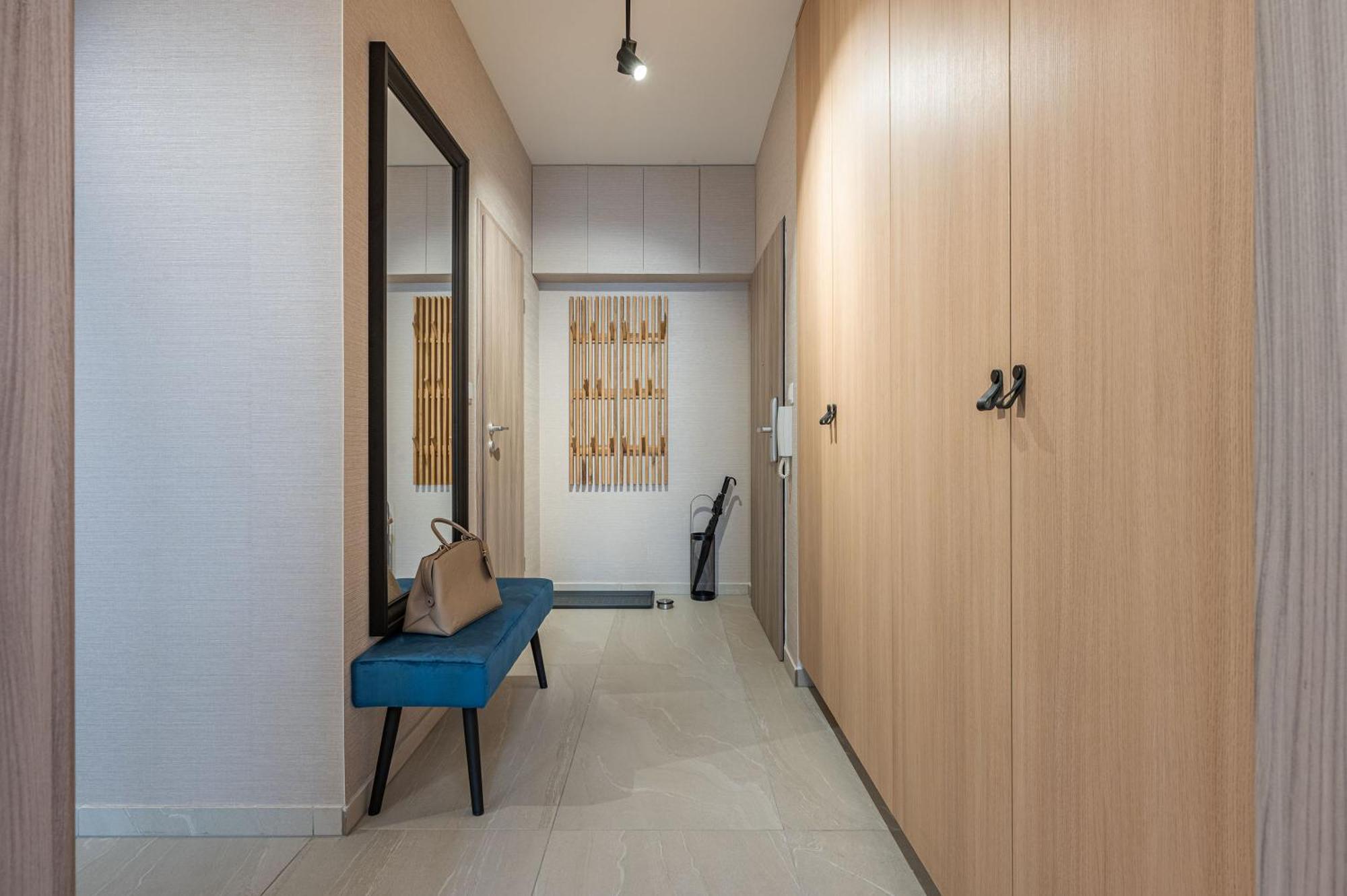 3 Bedroom W Garage And Balcony Appartamento *